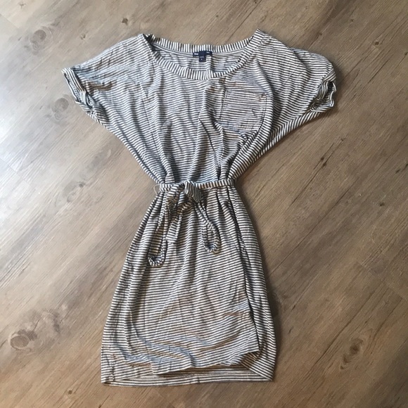 GAP Dresses & Skirts - Gray Striped T-shirt Dress